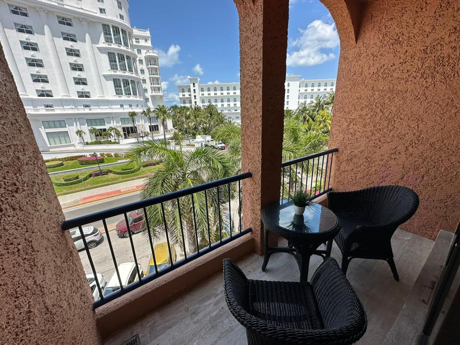Caribbean Boutique Rooms Cancun Exterior photo